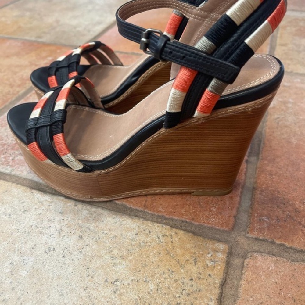 Ella Miss RYANN wedge heel
